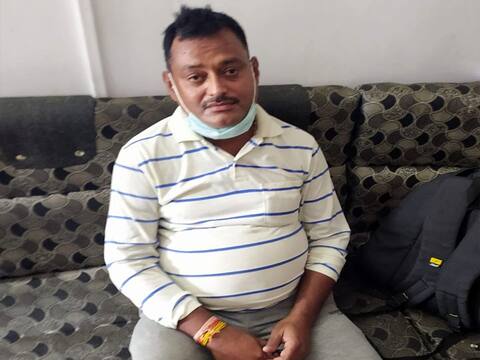 गिरफ्तारी से पहले भी दिखी विकास दुबे की हेकड़ी, चिल्ला-चिल्ला कहा- 'मैं हूं विकास, कानपुर वाला' गिरफ्तारी से पहले भी दिखी विकास दुबे की हेकड़ी, चिल्ला-चिल्ला कहा- 'मैं हूं विकास, कानपुर वाला'