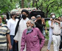 IN PICS: नम आंखों से परिवारवालों ने जगदीप को दी अंतिम विदाई, यहां देखें भावुक कर देने वाली तस्वीरें