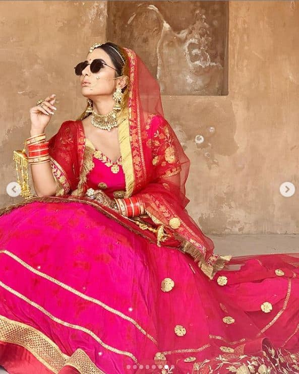 दुल्हनिया बनीं हिना खान की तस्वीरें वायरल होने के बाद चर्चा है कि हिना अपने ब्वॉयफ्रेंड से शादी रचा रही हैं. (Photo Credit: Hina Khan Instagram)
