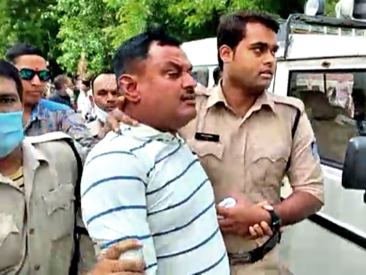 Blog: Vikas dubey encounter and his arrest in Ujjain, Reporters Diary- ann Blog: महाकाल भी विकास दुबे की अकाल मौत टाल ना सके