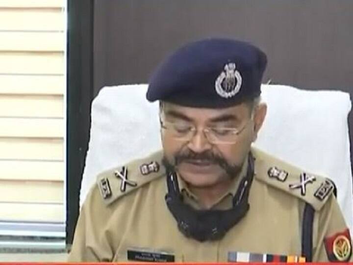 Kanpur Police Press Conference on Vikas Dubey Encounter Case Vikas Dubey पर पुलिस की प्रेस कॉन्फ्रेंस, ADG बोले- विकास से सरेंडर करने के लिए कहा, लेकिन उसने फायरिंग की