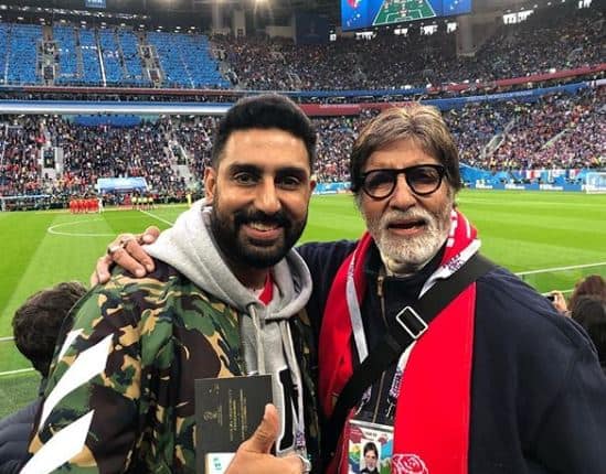 दोनों कई फिल्मों में साथ नजर आ चुके हैं और सोशल मीडिया पर भी दोनों की मजेदार कैमेस्ट्री अक्सर देखने को मिलते हैं.