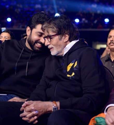 अमिताभ का कहना है कि वो अपने पिता से उस सहजता से बात नहीं कर पाते थे लेकिन वो अपने बेटे के साथ ऐसा रिश्ता कायम नहीं करना चाहते.