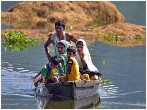 असम में बाढ़ से हाल बेहाल, छह लाख से ज्यादा लोग प्रभावित, अबतक 66 लोगों की मौत असम में बाढ़ से हाल बेहाल, छह लाख से ज्यादा लोग प्रभावित, अबतक 66 लोगों की मौत