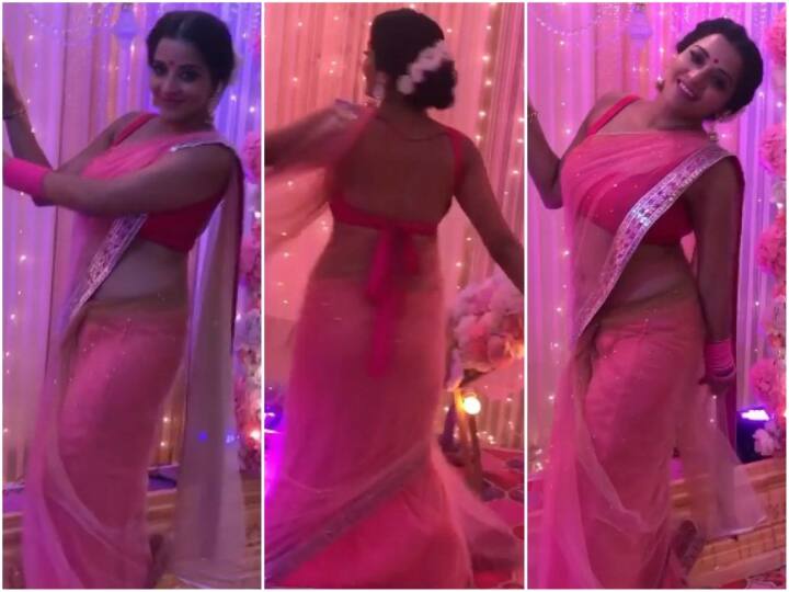 पिंक साड़ी में मोनालिसा ने किया डांस, सोशल मीडिया पर खूब वायरल हो रहा है वीडियो monalisa dance on song Chalte Chalte Title Song pyar tumko bhi hai pyar humko bhi hai watch viral video पिंक साड़ी में मोनालिसा ने किया डांस, सोशल मीडिया पर खूब वायरल हो रहा है वीडियो