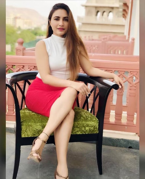 These Punjabi heroines make everyone crazy with their style, see here a beautiful picture of one
