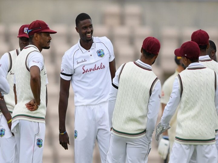 Smart move by Holder: Tendulkar lauds West Indies captain decision to bowl spinner on damp pitch सचिन तेंदुलकर ने एक बार फिर की विंडीज के कप्तान होल्डर की तारीफ, कहा- 'स्मार्ट मूव'