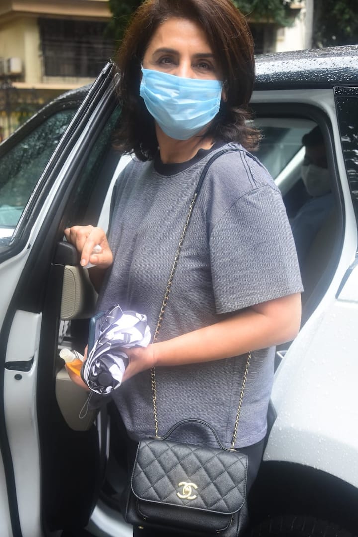 इस दौरान नीतू काफी सिंपल लुक में दिखाई दीं. (Photo Credit: Manav Manglani)