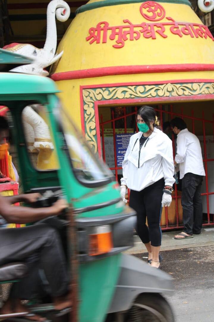    विवाद को बढ़ता देख, एकता ने इस श्रृंखला में सेना से संबंधित विवादास्पद दृश्य को हटाने का आदेश दिया है. 