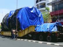 एक साल का सफर तय कर भारी भरकम स्पेस प्रोजेक्ट मशीन लेकर महाराष्ट्र से तिरुवनंतपुरम पहुंचा ट्रक, 70 टन है वजन