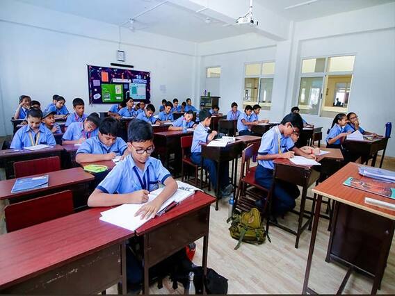 स्कूल कब और कैसे खोले जाएं, इस पर HRD मिनिस्‍ट्री ने अभिभावकों से मांगे सुझाव