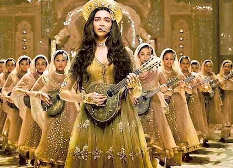 Some 300 have made 150 crores, this is Deepika Padukone's Box Office Report