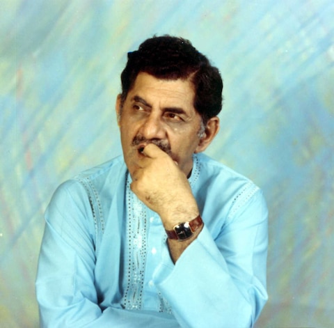 4 हजार से अधिक गाने लिखने वाले गीतकार आनंद बख्शी रह चुके हैं भारतीय सेना का हिस्सा 4 हजार से अधिक गाने लिखने वाले गीतकार आनंद बख्शी रह चुके हैं भारतीय सेना का हिस्सा