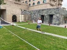 IN Pics: राजस्थान में सियासी संकट के बीच होटल में शीर्षासन करते दिखे कांग्रेस विधायक, वायरल हो रही हैं तस्वीरें