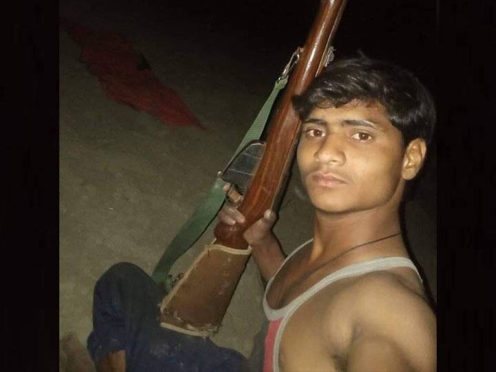 यूपी: फेसबुक पर हथियारों के साथ फोटो डालना पड़ा भारी, आरोपी गिरफ्तार