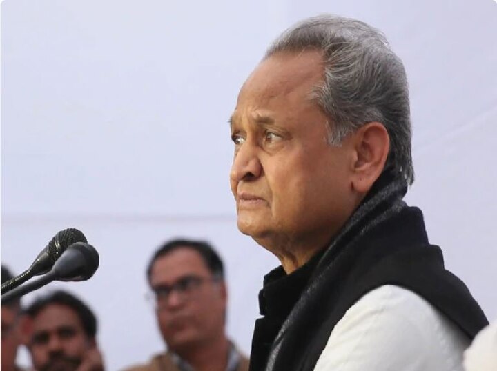 Rajasthan Ashok Gehlot writes to PM Modi Amid Political Crisis अशोक गहलोत का PM मोदी को खत, कहा- 'मेरी सरकार गिराने की हो रही कोशिश'