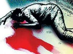 यूपी: 60 वर्षीय बुजुर्ग की नुकीले हथियार से निर्मम हत्या, खेत में खून से लथपथ मिला शव