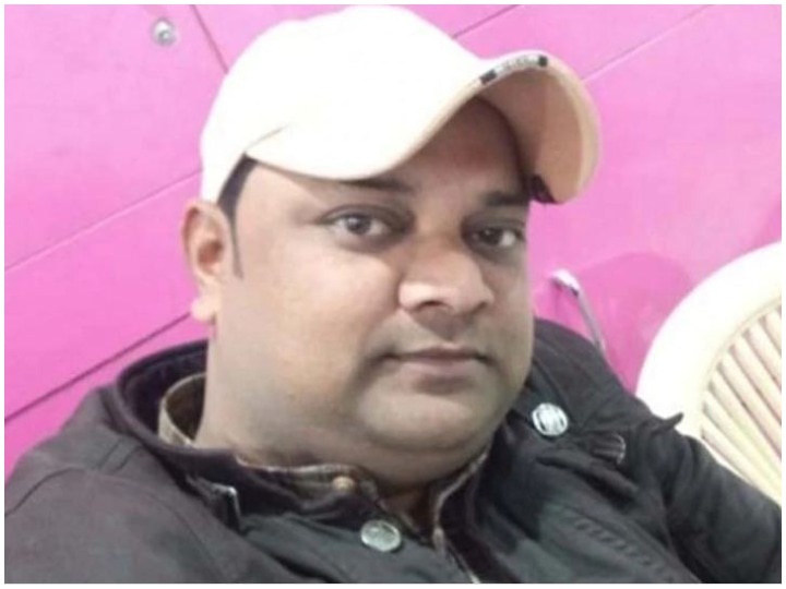 Ghaziabad: Mourning the house of journalist Vikram Joshi, sister said - strict action should be taken ANN गाजियाबाद: पत्रकार विक्रम जोशी के घर पसरा मातम, बहन ने कहा- सख्त से सख्त कार्रवाई होनी चाहिए