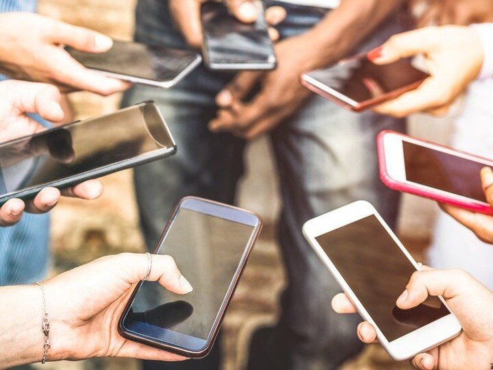 Things you should avoid doing with your smartphones all you need to