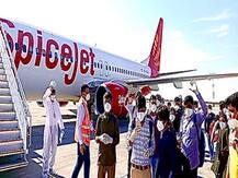 सोनू सूद और स्पाइस जेट की साझा पहल, किर्गिस्तान में फंसे 1500 भारतीय छात्रों को मिली मदद