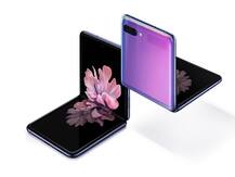 दमदार प्रोसेसर के साथ Samsung Galaxy Z Flip 5G हुआ लॉन्च, मोटोरोला के इस फोन से होगा मुकाबला