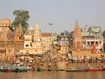 Varanasi: काशी के घाटों पर पूजा-आरती का नहीं लगेगा टैक्स, विरोध के बाद आदेश पर रोक, जानिए पूरा विवाद क्या है?