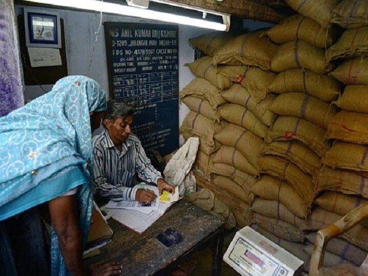 how to add name in ration card new family member via online at home in this easy way इस आसान तरीके से घर बैठे जोड़ सकते हैं राशन कार्ड में परिवार के सदस्य का नाम