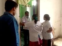 बिहार: बगहा के अनुमंडल अस्पताल की नर्सों का आरोप, हॉस्पिटल के स्टोर इंचार्ज कर रहे हैं कोरोना किट की कालाबाजारी