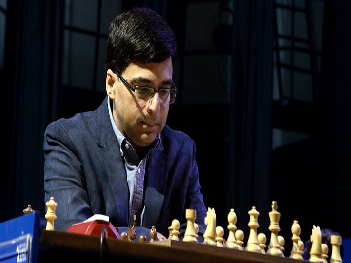 Viswanathan Anand's fourth consecutive defeat in the Legends of Chase tournament Legends of Chase tournament: लीजेंड्स ऑफ चेस टूर्नामेंट में ग्रैंडमास्टर विश्वनाथन आनंद की लगातार चौथी हार
