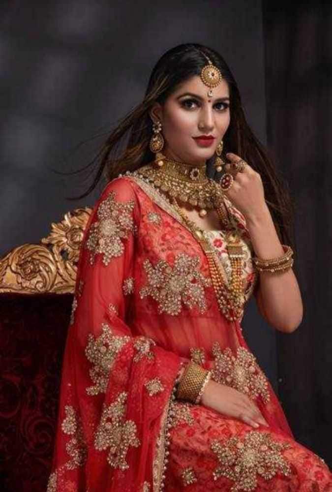 इससे पहले भी सपना कई बार ब्राइडल फोटोशूट करा चुकी हैं.