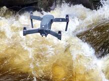 यूपी: बहराइच में उफान पर नदियां, बाढ़ से बचाव के लिए ड्रोन से की जा रही है तटबंधों की निगरानी