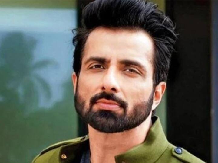 सोनू सूद ने कंगना पर उठाया सवाल, कहा- जब वो कभी सुशांत से मिली ही नहीं तो डिबेट का हिस्सा क्यों? Sonu Sood raised a question on Kangana, said - when she has never met Sushant, then why part of the debate? सोनू सूद ने कंगना पर उठाया सवाल, कहा- जब वो कभी सुशांत से मिली ही नहीं तो डिबेट का हिस्सा क्यों?