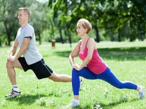 Health Tips: ये 5 स्ट्रेचिंग हर रोज दौड़ने से पहले जरूर करें, जानें कैसे है ये फायदेमंद Health Tips: ये 5 स्ट्रेचिंग हर रोज दौड़ने से पहले जरूर करें, जानें कैसे है ये फायदेमंद
