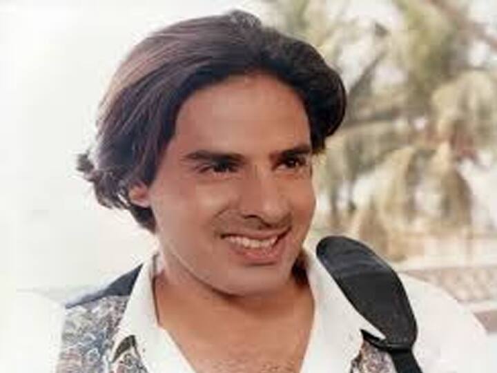 Rahul Roy- 'बिग बॉस 1' के विनर एक्टर राहुल रॉय रहे. हालांकि, शो जीतने के बाद राहुल का करियर पटरी पर नहीं आ सका. राहुल को आखिरी बार फिल्म 'कैबरे' में देखा गया था जो पिछले साल रिलीज हुई थी.