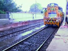 भारत ने बांग्लादेश को सौंपे 10 डीज़ल रेल इंजन, विदेश मंत्री जयशंकर बोले- हिंदुस्तान अनलिमिटेड सपोर्ट देता रहेगा