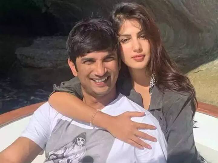 कौन है रिया चक्रवर्ती और क्या था सुशांत सिंह से उनका 'पवित्र रिश्ता'? Who is Riya Chakraborty and what was her relationship with Sushant Singh? कौन है रिया चक्रवर्ती और क्या था सुशांत सिंह से उनका 'पवित्र रिश्ता'?