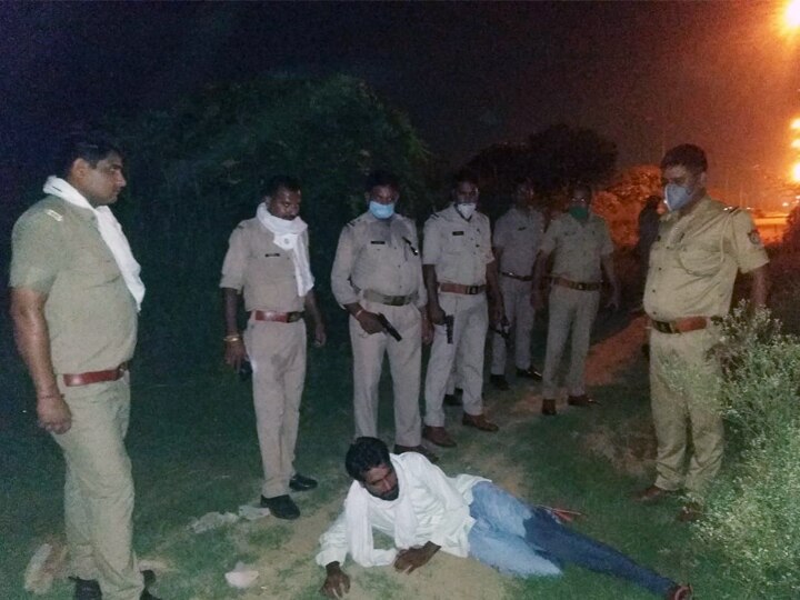 Police arrested Rohit Gurjar After an Encounter in Meerut ABP Ganga मेरठ: मुठभेड़ में घायल हुआ 25 हजार का इनामी बदमाश रोहित गुर्जर, तमंचा और कारतूस बरामद