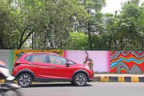 होंडा की नई WR-V कार क्यों है आपके लिए खास, तस्वीरों के जरिए जानें