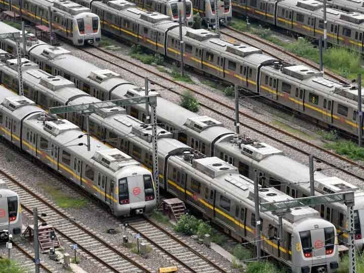 Metro will run in Delhi from September 7, stations in the Containment Zone can be closed now 7 सितंबर से दिल्ली में दौड़ेगी मेट्रो, कंटेनमेंट जोन के स्टेशन अभी रखे जा सकते हैं बंद