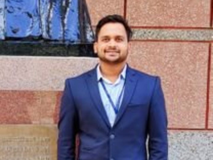 Success Story Of IAS Topper Sumit Kumar Rai IAS Success Story: बार-बार असफल होने वाले सुमित ने नहीं मानी हार और नौकरी के साथ ऐसे बने UPSC टॉपर