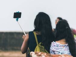 नए साल पर सेल्फी के दीवानों के लिए बेस्ट स्मार्टफोन, लेटेस्ट फीचर्स के साथ मिलेगी शानदार पिक्चर क्वालिटी