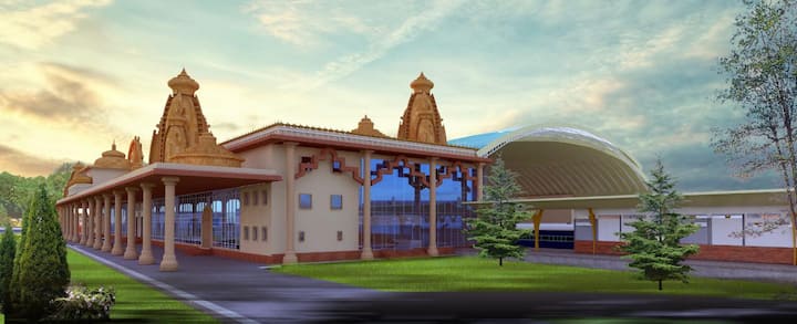 इस स्टेशन भवन का निर्माण रेलवे की राइट्स (RITES) उपक्रम द्वारा किया जा रहा है. इस भवन का निर्माण दो फेज में होगा. पहले फेज में प्लेटफॉर्म संख्या 1, 2 और 3 में विकास कार्य, वर्तमान सरकुलेटिंग एरिया का विकास और होल्डिंग एरिया का विकास होगा. दूसरे फेज में नए स्टेशन भवन का निर्माण और अन्य सुविधाओं का निर्माण कार्य होगा.