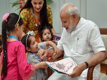 राष्ट्रपति कोविंद और पीएम मोदी ने दी रक्षाबंधन की बधाई, देशभर में मनाया जा रहा है रक्षा का त्योहार