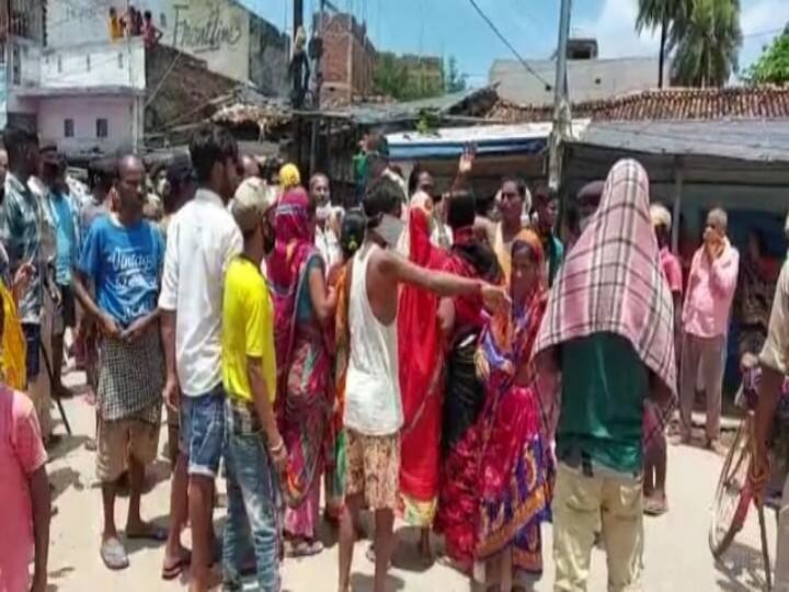 दरभंगा: बाढ़ के पानी की निकासी को लेकर दो वार्ड के लोगों के बीच झड़प, जमकर हुई मारपीट और रोड़ेबाजी Darbhanga clash between people of two wards over water withdrawal ann दरभंगा: बाढ़ के पानी की निकासी को लेकर दो वार्ड के लोगों के बीच झड़प, जमकर हुई मारपीट और रोड़ेबाजी