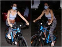 In Pics: देर रात मुंबई की सड़कों पर हॉट अंदाज में साइकिल चलाने निकली ये बॉलीवुड अभिनेत्री, सामने आई ऐसी-ऐसी तस्वीरें