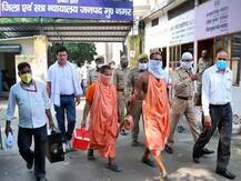 यूपी: गौड़ीय मठ के दो 'साधुओं' के खिलाफ आरोप पत्र दायर, बच्चों के यौन शोषण का मामला