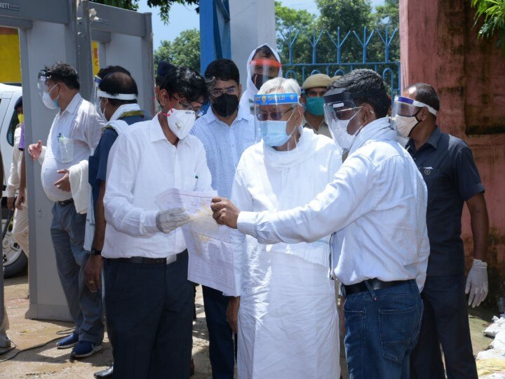 CM Nitish Kumar directed to conduct corona test of people living in flood relief camp ann सीएम नीतीश कुमार ने बाढ़ राहत शिविर में रह रहे लोगों का कोरोना टेस्ट कराने का दिया निर्देश