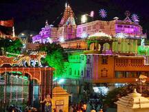 कोरोना संकट: दिल्ली में गणपति मूर्ति बनाने वालों को नहीं मिल रहे ग्राहक, मूर्तियों की ऊंचाई भी रहेगी कम