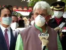 जम्मू-कश्मीर: मनोज सिन्हा ने ली उपराज्यपाल पद की शपथ, कहा- राज्य का विकास हमारी पहली प्राथमिकता