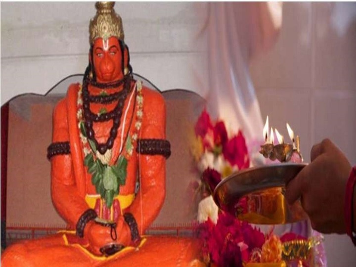 Hanuman is pleased to offer Sinduri Chola on Tuesday know what is the mythological reason behind it मंगलवार को सिंदूरी चोला चढ़ाने से प्रसन्न होते हैं हनुमान, जानें क्या है इसके पीछे पौराणिक कारण